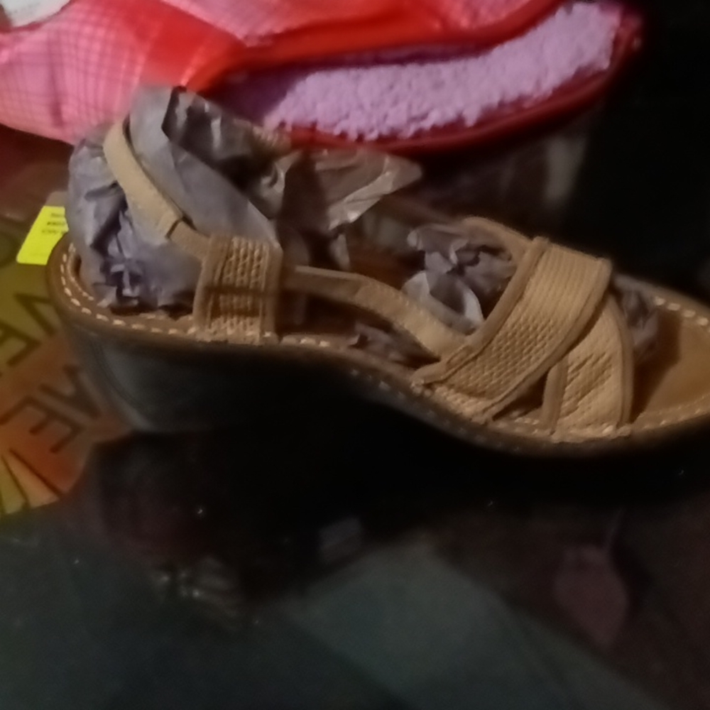 Ugg Sandles